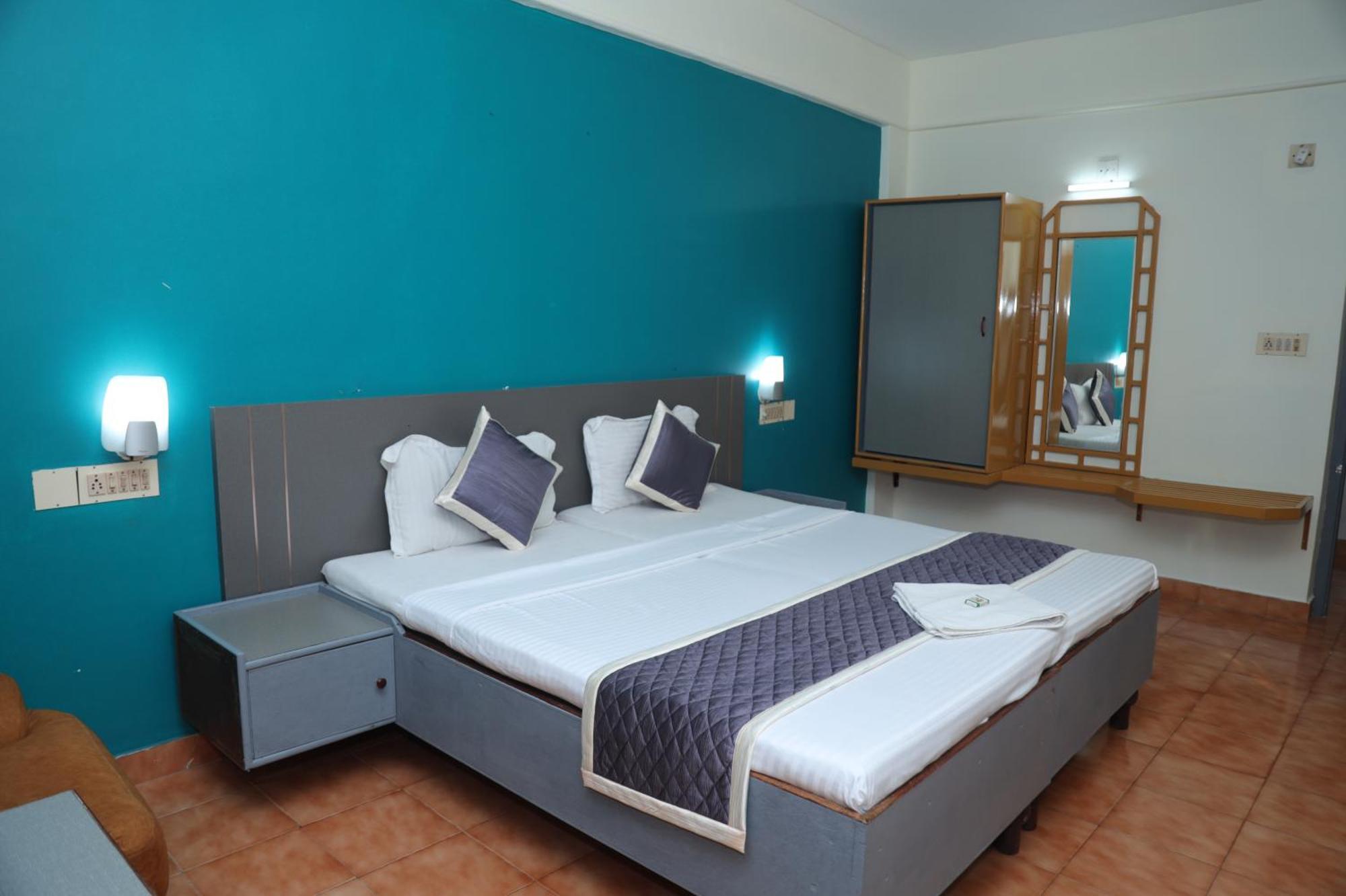 Grand Harmony Beach Resort Ковалам Экстерьер фото